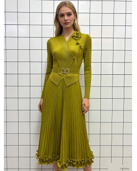 Wood ear elegant pleated fold flowers decoration dress