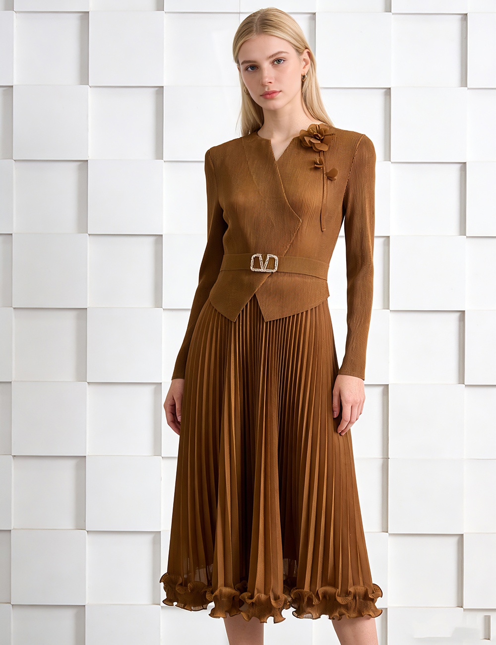 Wood ear elegant pleated fold flowers decoration dress