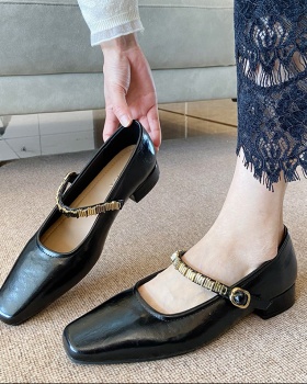 Low France style autumn shoes