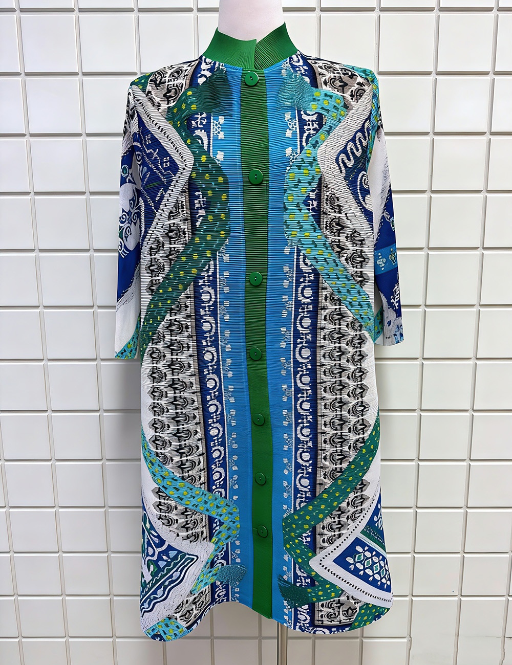 Long Pleats Please nine points sleeve printing dress