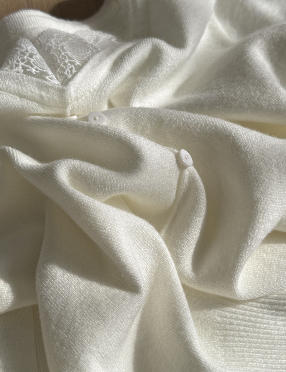 Splice long sleeve Pseudo-two sweater for women