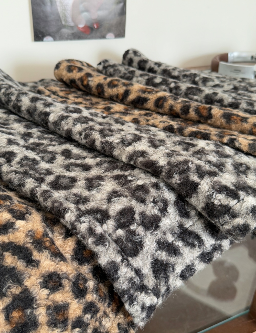 Autumn and winter slim skirt lambs wool short skirt for women