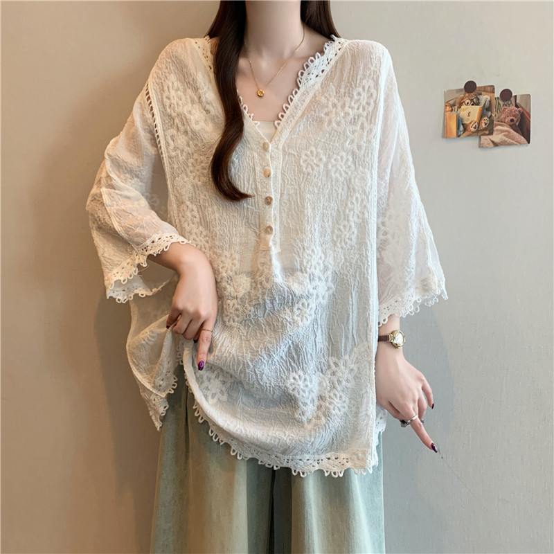 Embroidery large yard lace tops white V-neck shirt for women
