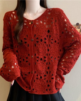 Show young hollow tops knitted crochet coat