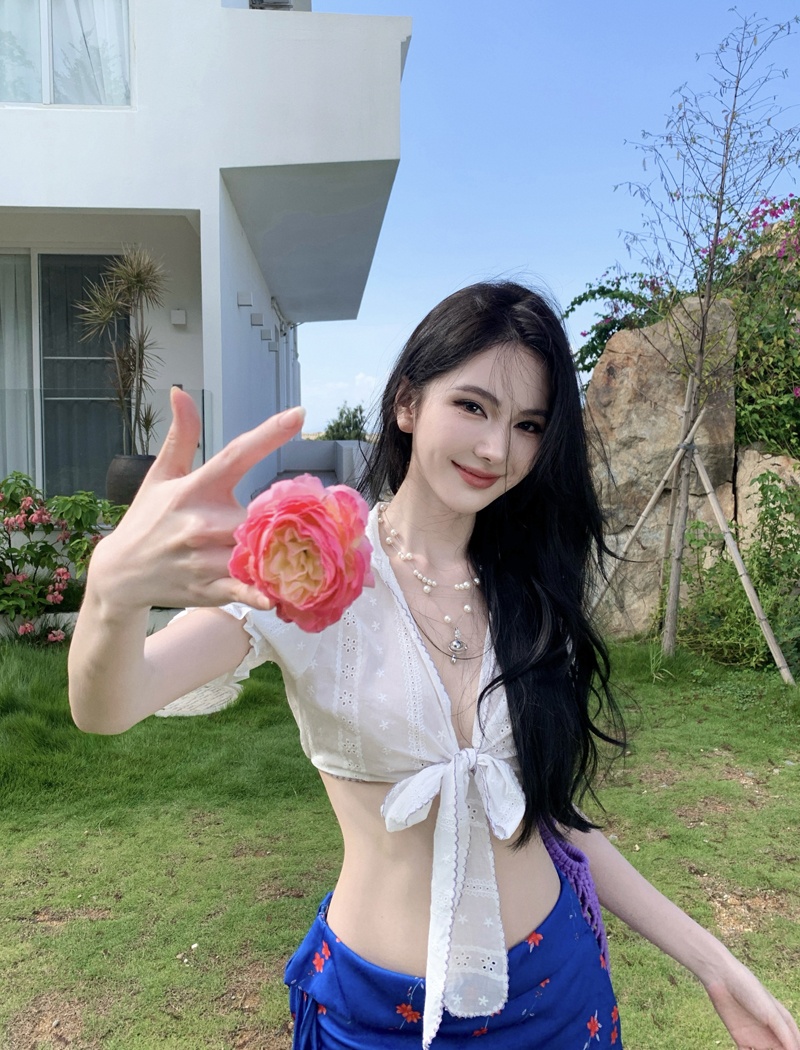 White jacquard A-line shirt France style hollow skirt a set