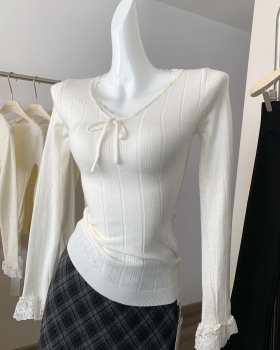Long sleeve V-neck inside the ride tops slim lace sweater
