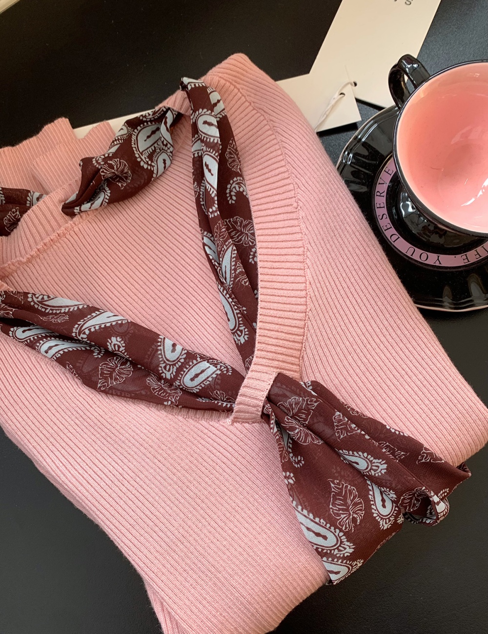 V-neck winter tops pink scarves 2pcs set for women