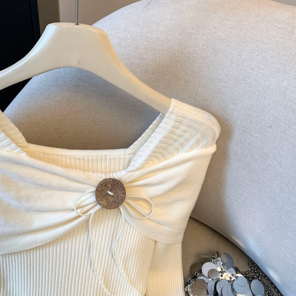 Autumn and winter horizontal collar tops bottoming sweater