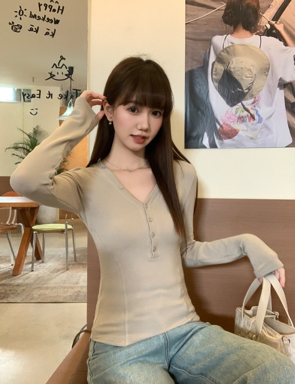 V-neck thick bottoming shirt long sleeve slim T-shirt