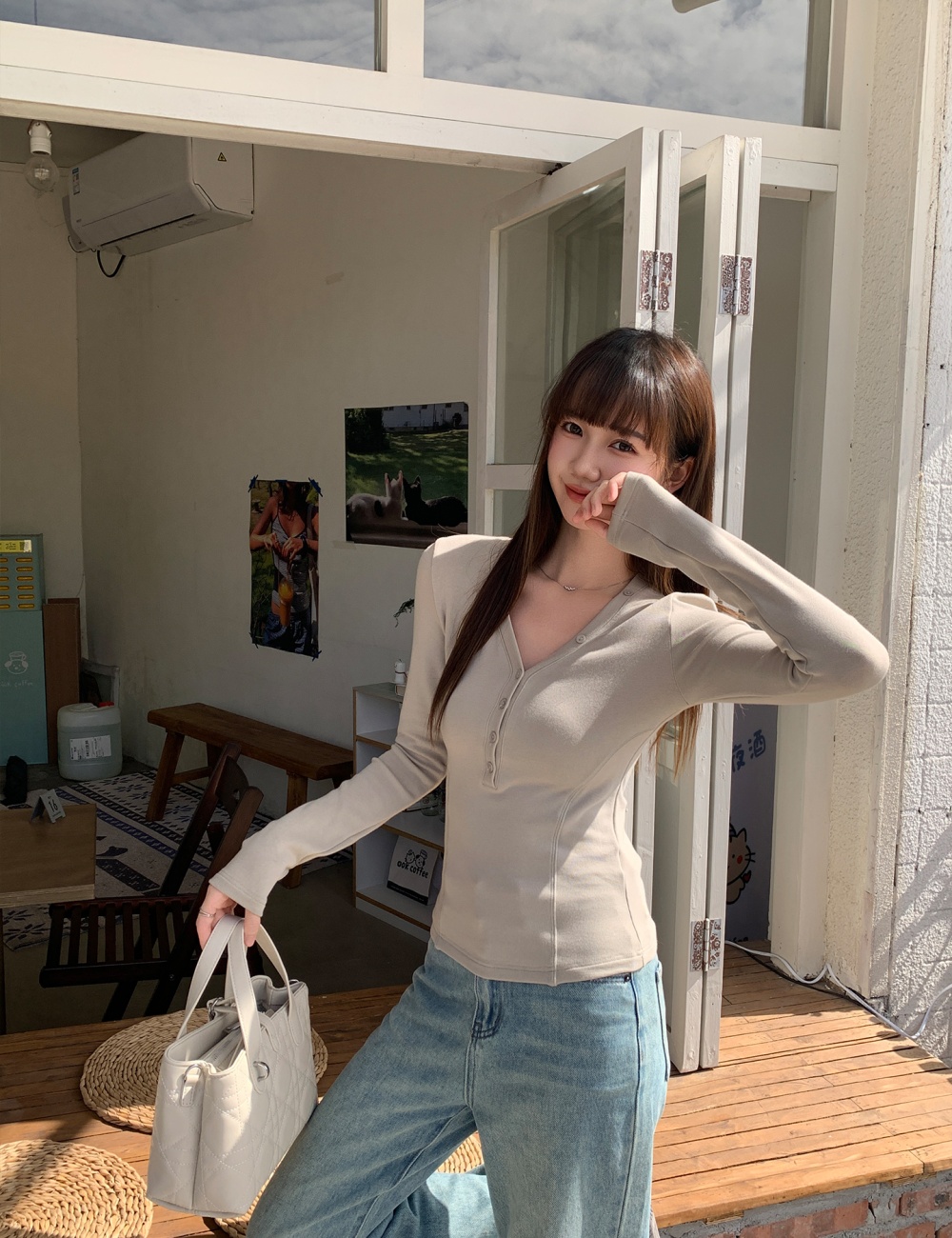 V-neck thick bottoming shirt long sleeve slim T-shirt