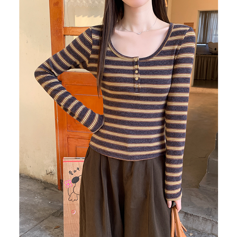 U-neck stripe bottoming shirt inside the ride slim tops