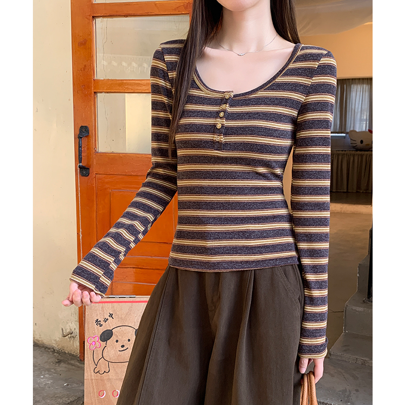 U-neck stripe bottoming shirt inside the ride slim tops