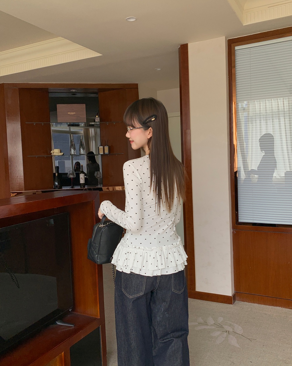 Slim inside the ride bottoming shirt white heart tops