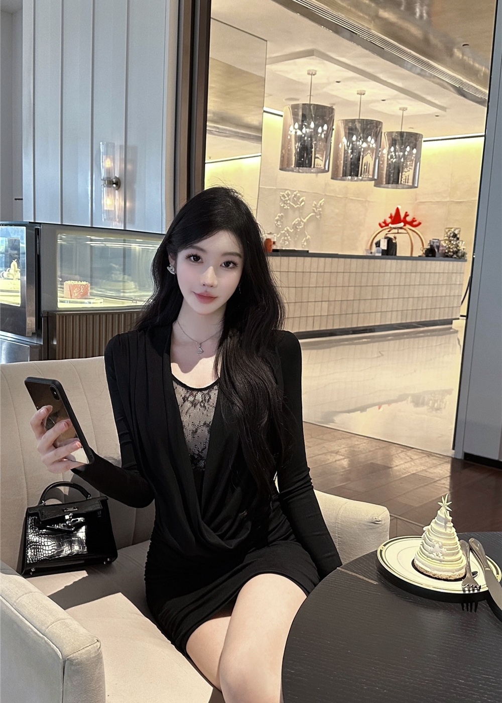 Pinch pleated Pseudo-two T-back long sleeve lace dress