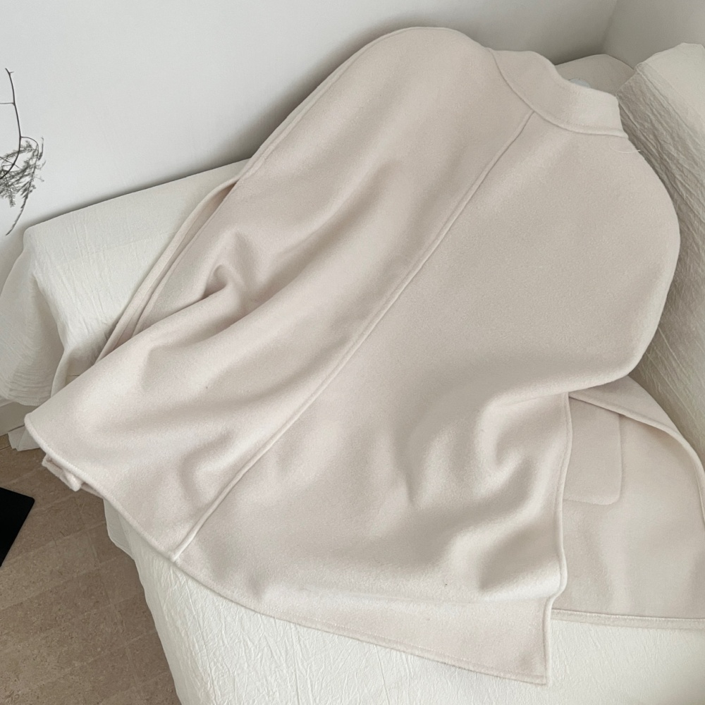 Wool buckle cloak fox fur pocket woolen coat