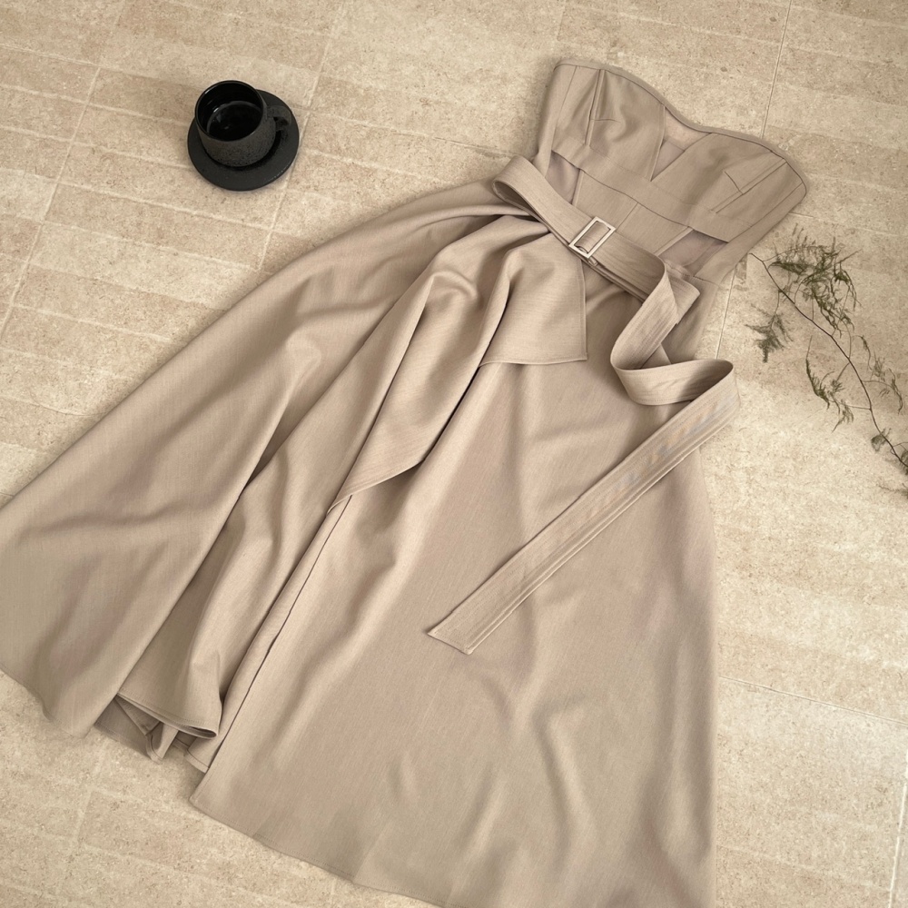 Pinched waist hollow winter temperament dress