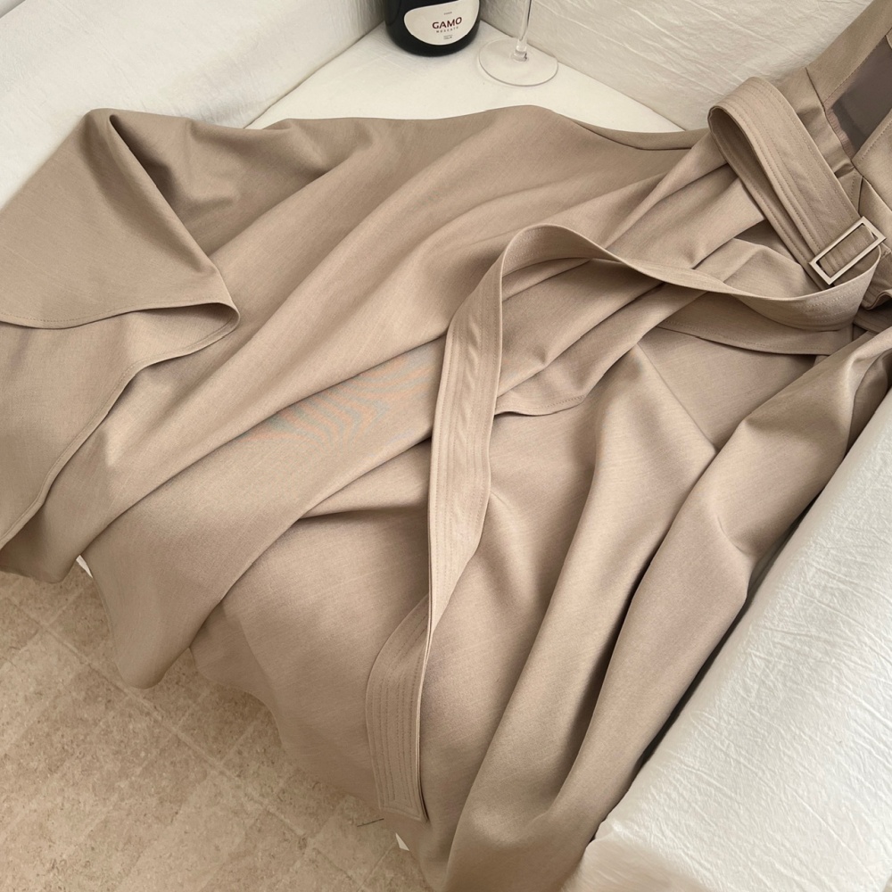 Pinched waist hollow winter temperament dress