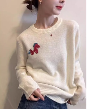 Round neck cartoon loose bottoming sweater for women
