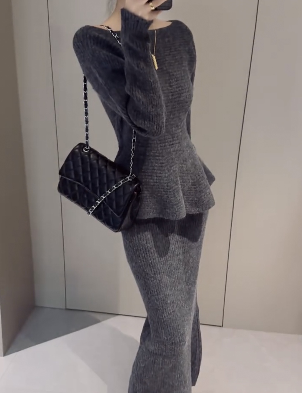 Fashion winter skirt knitted slim tops 2pcs set