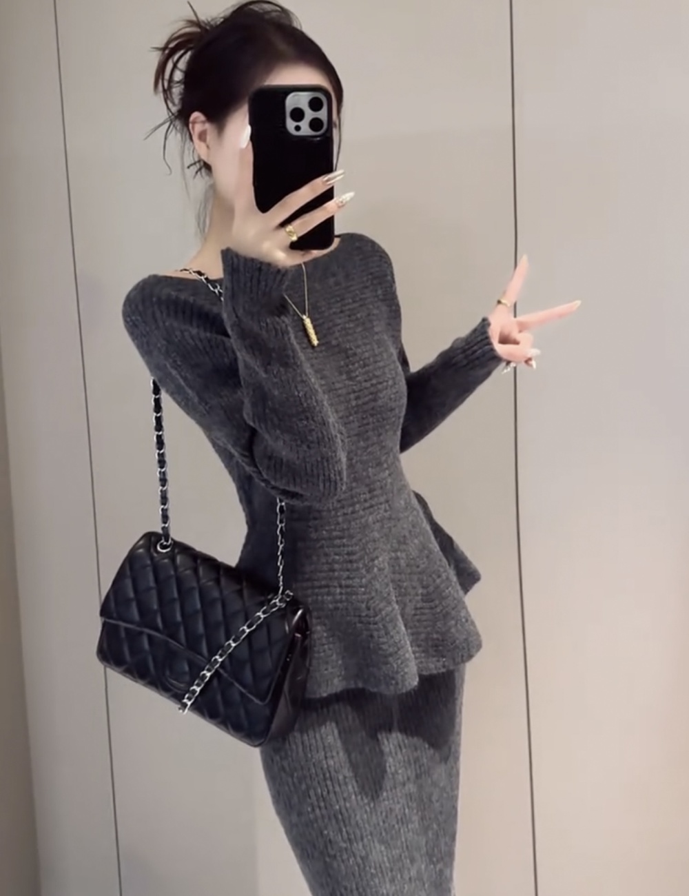 Fashion winter skirt knitted slim tops 2pcs set