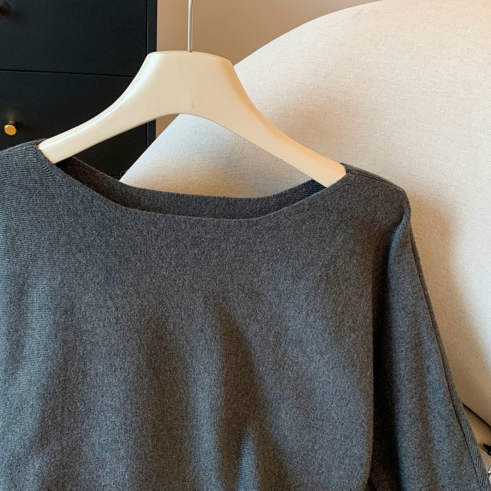 Lazy flat shoulder tops autumn and winter sweater