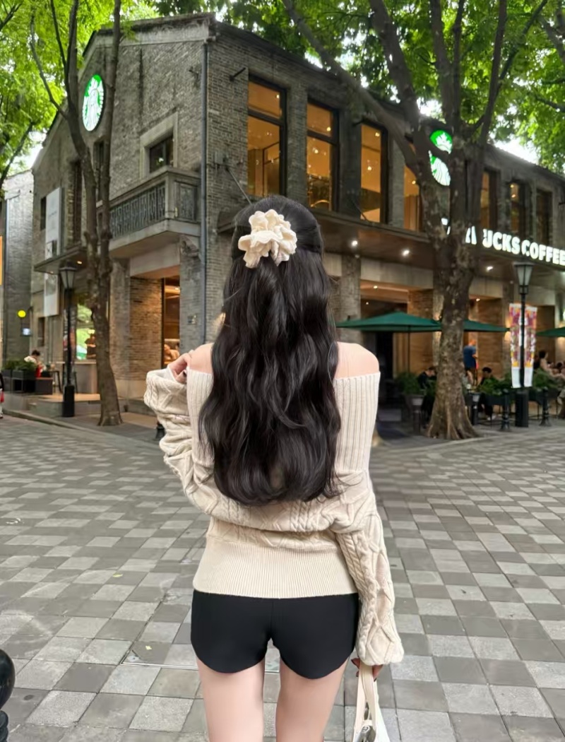 Wears outside tops flat shoulder sweater for women