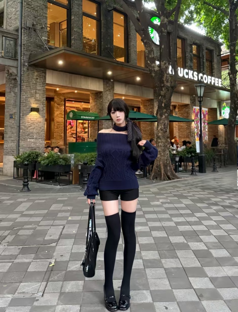 Wears outside tops flat shoulder sweater for women