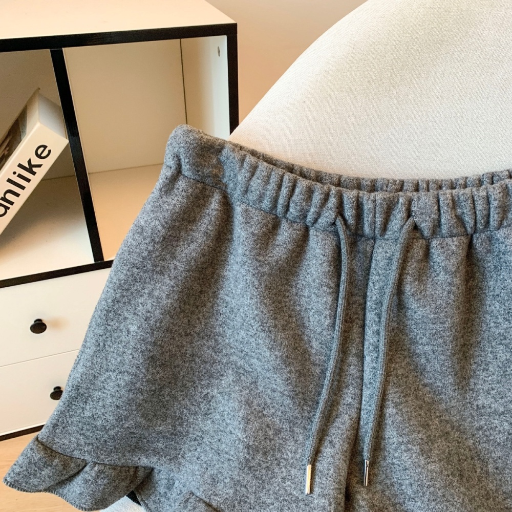 Slim A-line thick gray autumn and winter high waist shorts