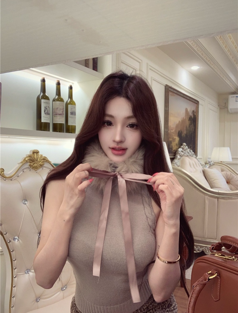 Knitted short skirt halter vest 2pcs set for women