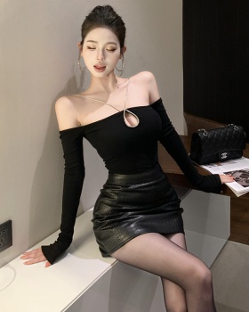 Enticement leather skirt sexy tops 2pcs set for women