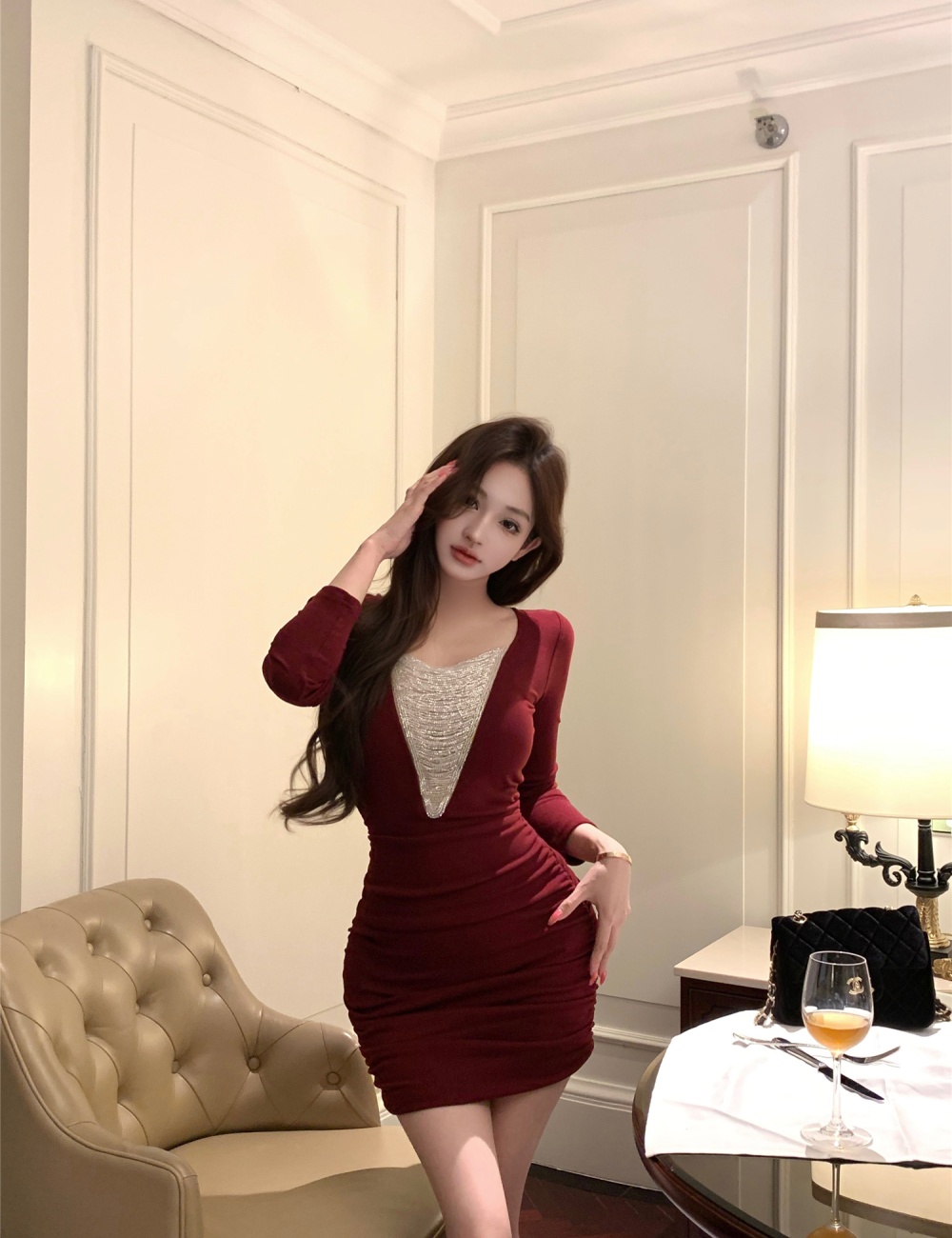 V-neck sueding T-back knitted slim dress
