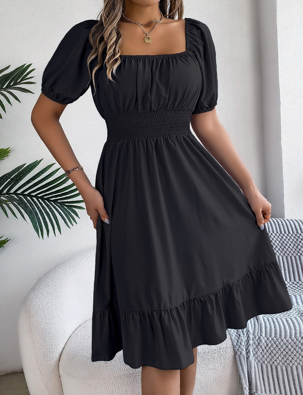 Short sleeve spring and summer pinched waist dress for women