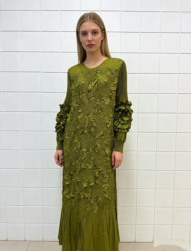 Lotus leaf edges A-line long dress loose fold dress