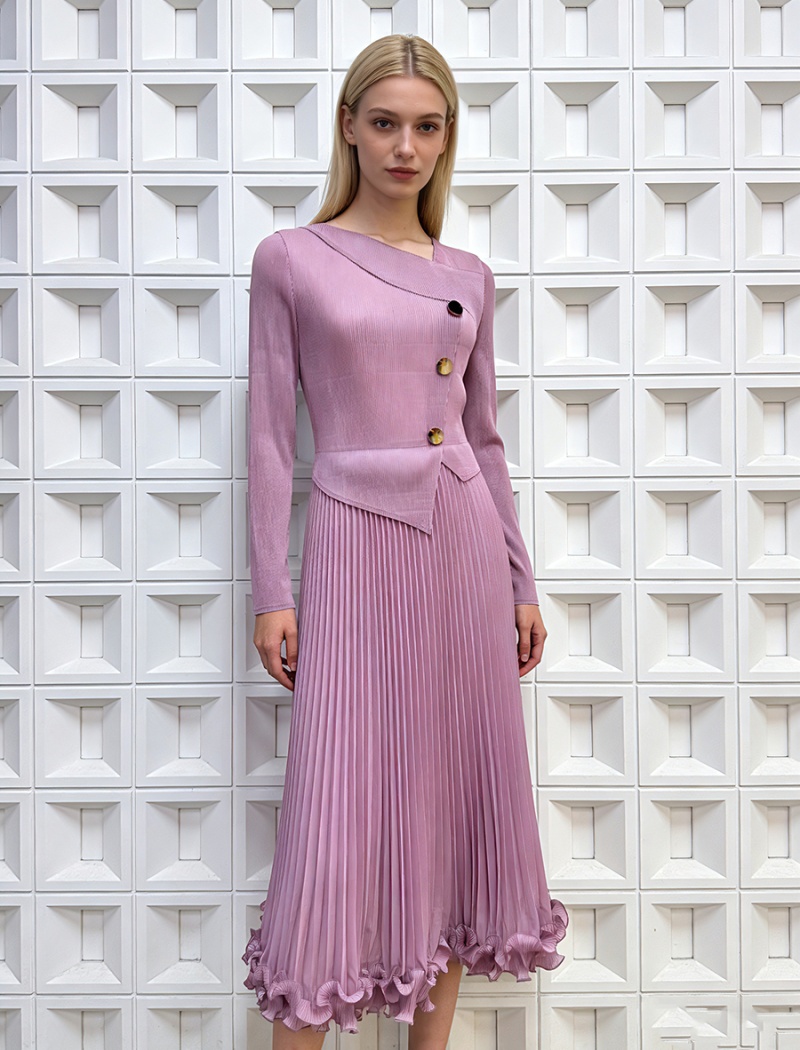 Wood ear European style chanelstyle metal buckles dress