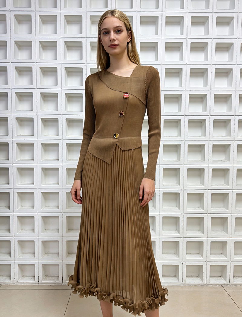 Wood ear European style chanelstyle metal buckles dress