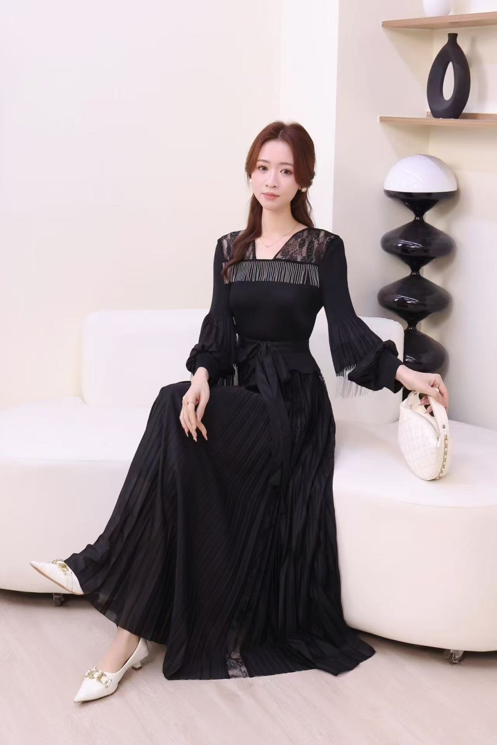 Pleated splice European style lantern sleeve dress