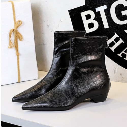 After the zipper thick women's boots fashion pointed boots