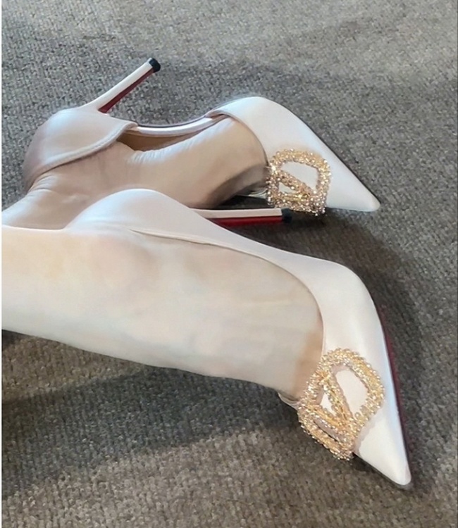 Sexy fine-root shoes low high-heeled shoes