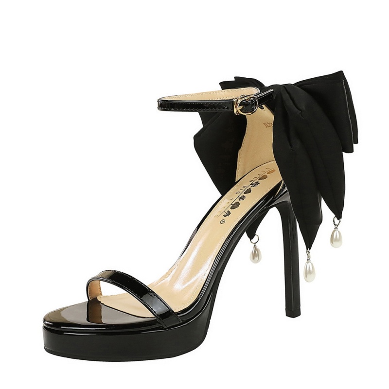 High-heeled pearl sandals patent leather bow platform