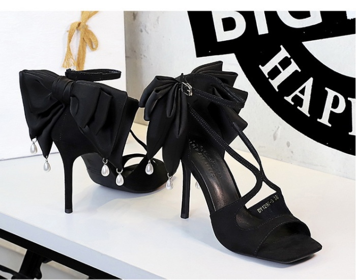 Square head pearl sandals bow hollow shoes for women