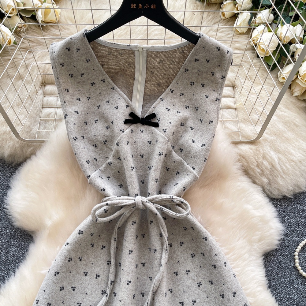 Sleeveless bow dress sweet sleeveless dress for women