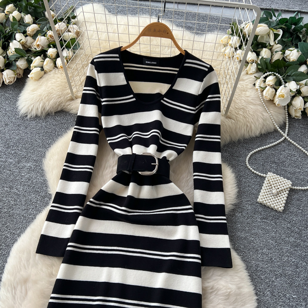 Pinched waist niche Korean style V-neck dress for women