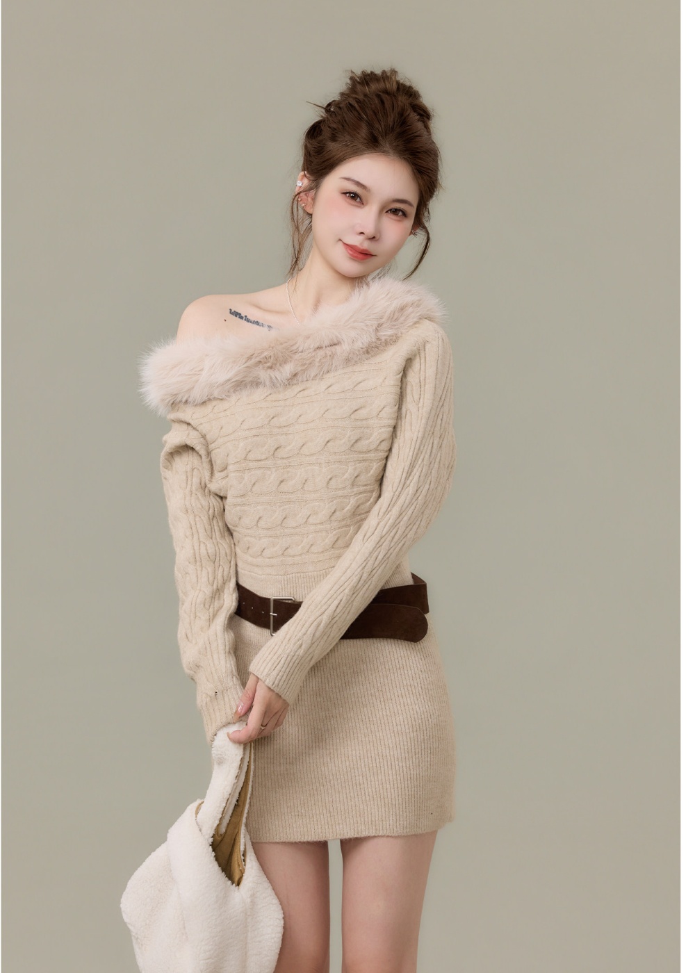 Horizontal collar winter red T-back knitted christmas dress