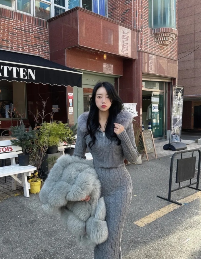 Knitted removable skirt hooded fur collar sweater 2pcs set
