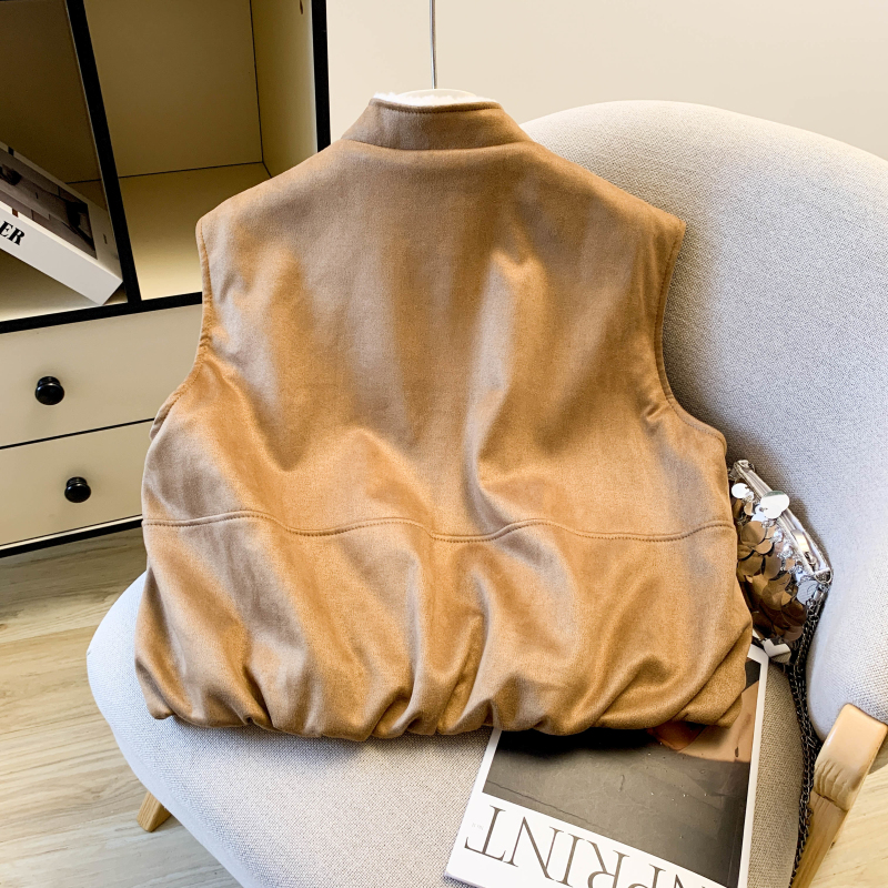 Wears outside retro lambs wool waistcoat for women