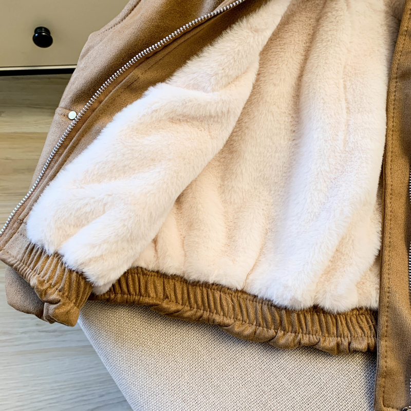 Wears outside retro lambs wool waistcoat for women