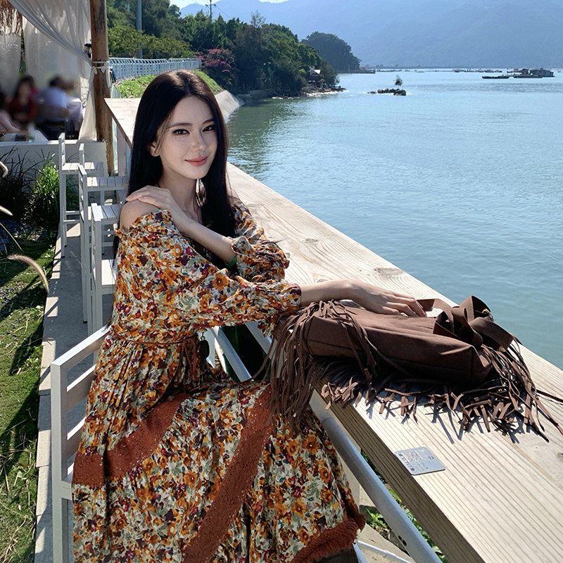 Retro long sleeve floral large yard tassels dress