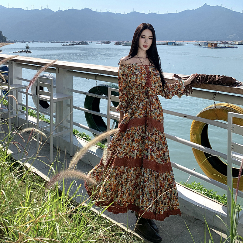 Retro long sleeve floral large yard tassels dress