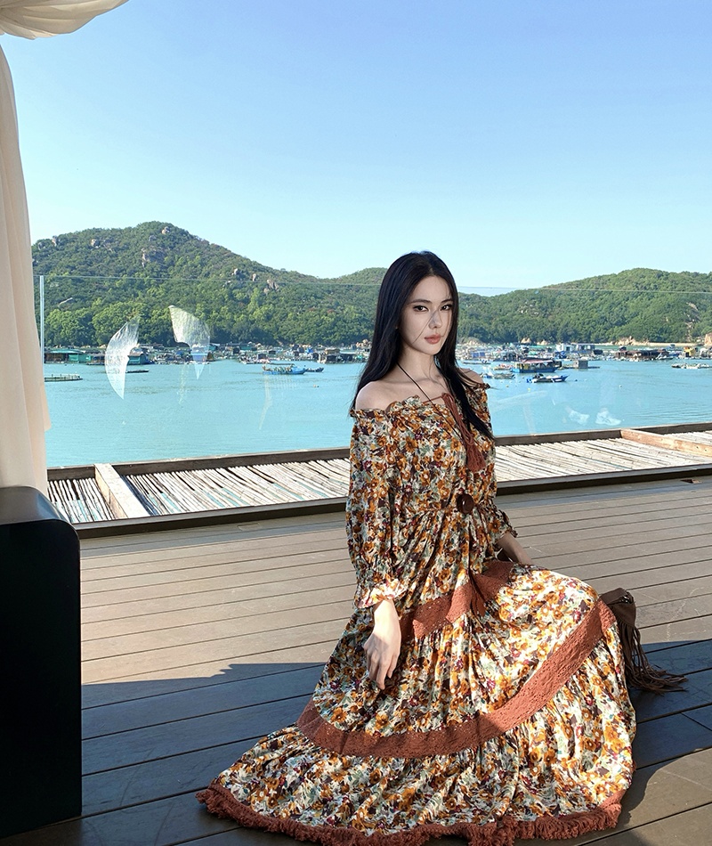 Retro long sleeve floral large yard tassels dress