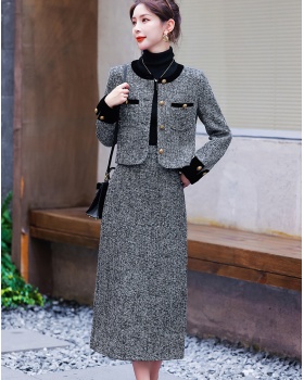 Package hip woolen long skirt 2pcs set for women